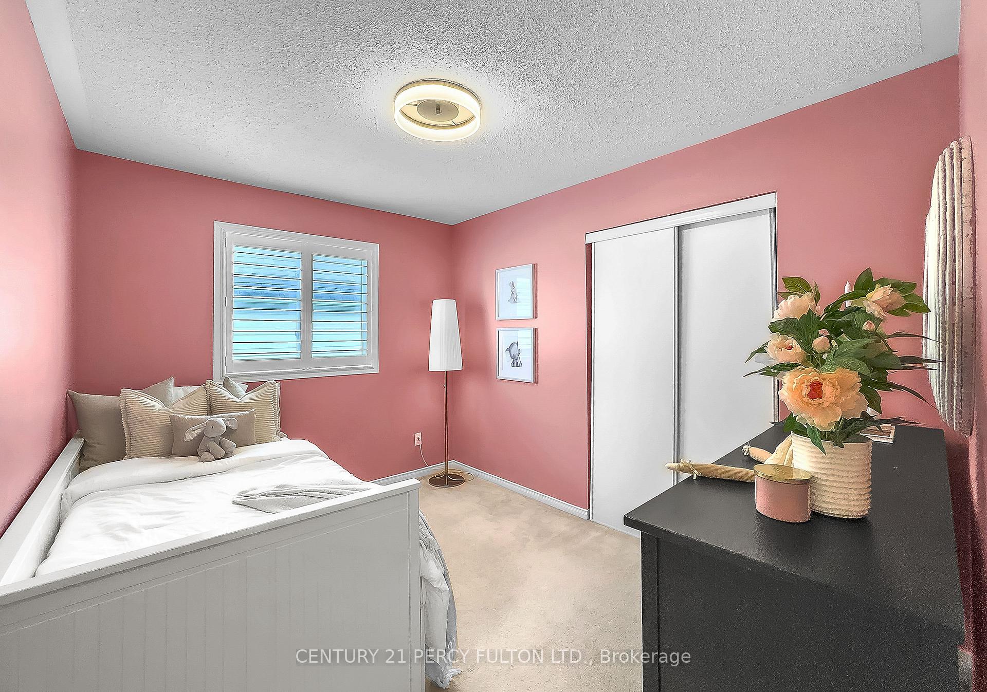 Photo 39 of 40 Southwell Avenue, Whitby, Williamsburg — HOMEH