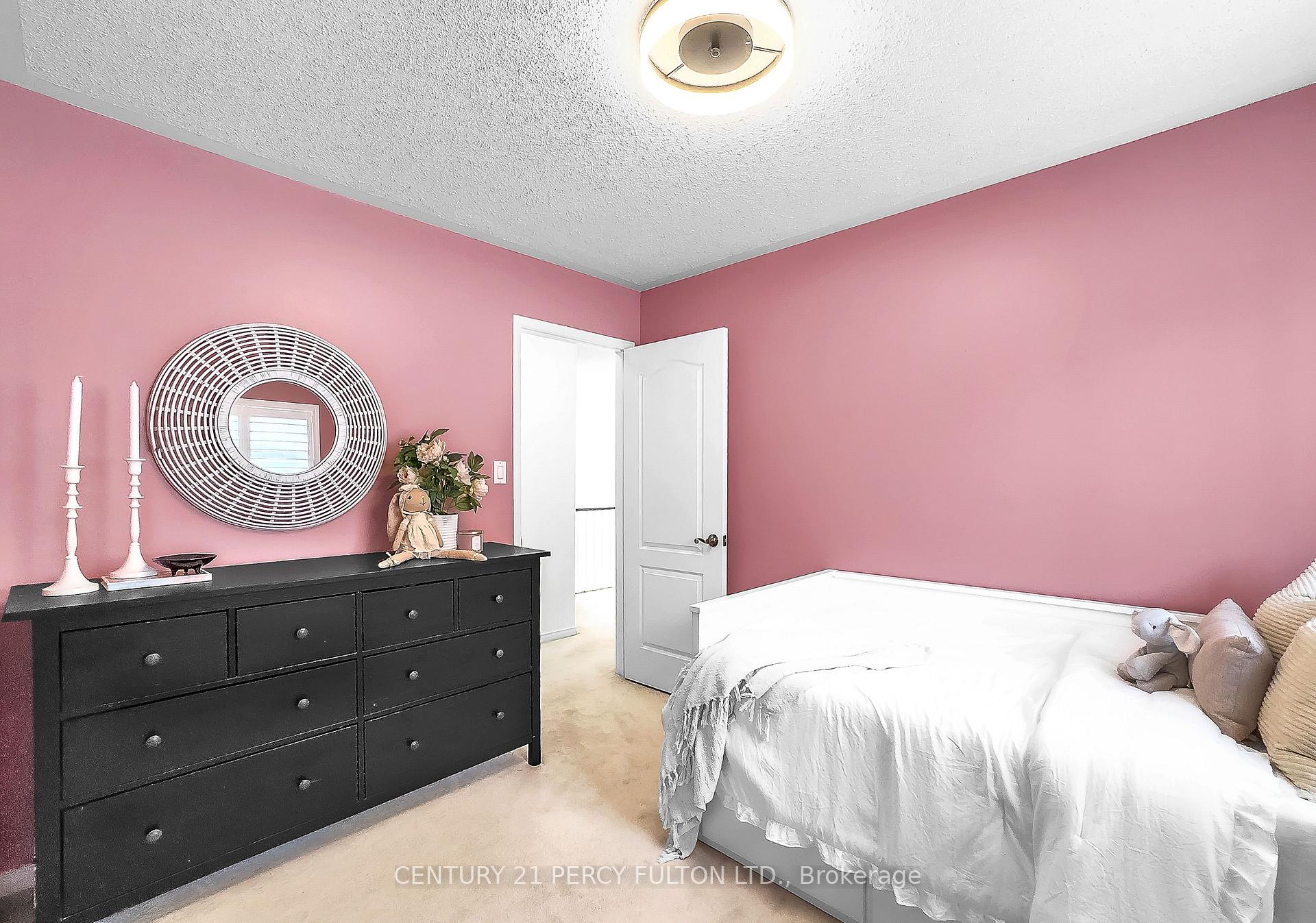 Photo 40 of 40 Southwell Avenue, Whitby, Williamsburg — HOMEH