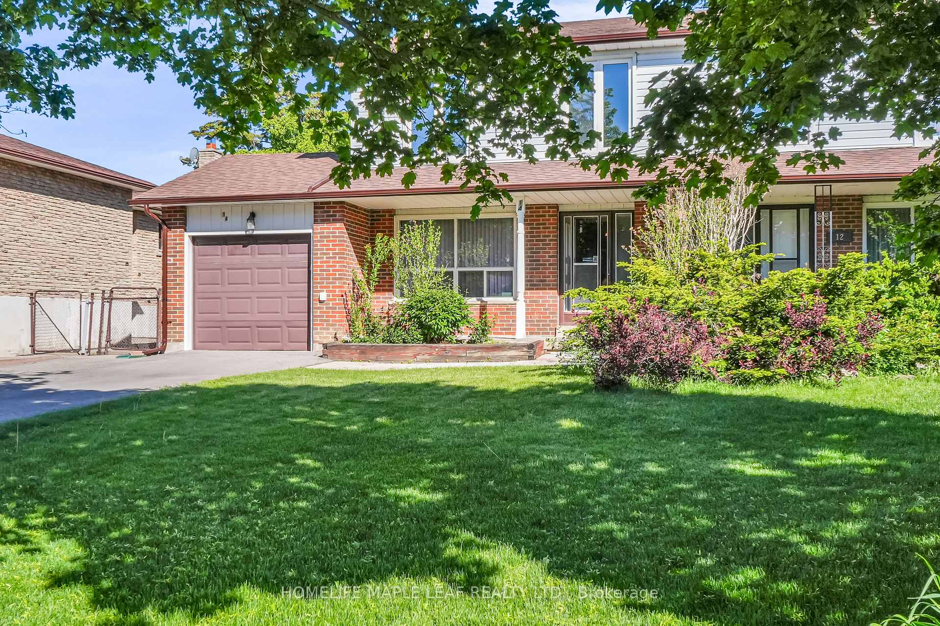Photo 3 of 14 Manitou Crescent, Brampton, Central Park — HOMEH
