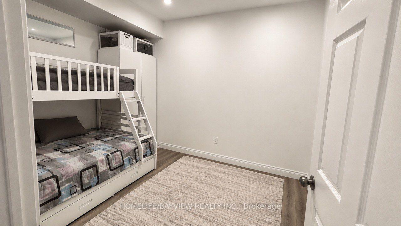 Photo 9 of Unit Lower Level, 20 Direzze Court, Richmond Hill, Mill Pond — HOMEH