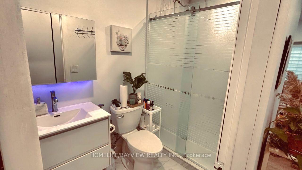 Photo 10 of Unit Lower Level, 20 Direzze Court, Richmond Hill, Mill Pond — HOMEH
