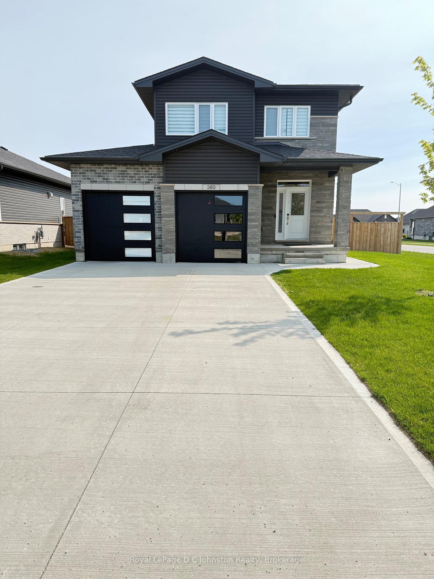 Photo of 380 Mary Rose Avenue