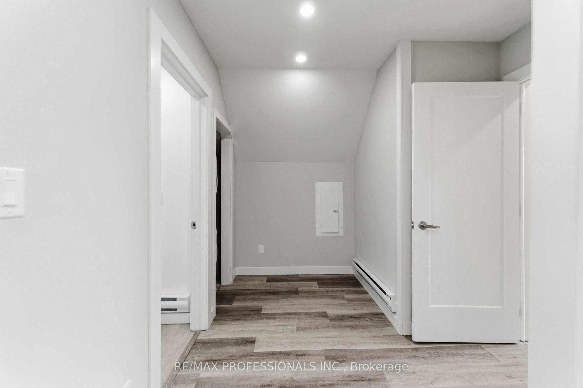 Photo 10 of Unit # Upper, 759 Barton Street E, Hamilton, Stipley — HOMEH