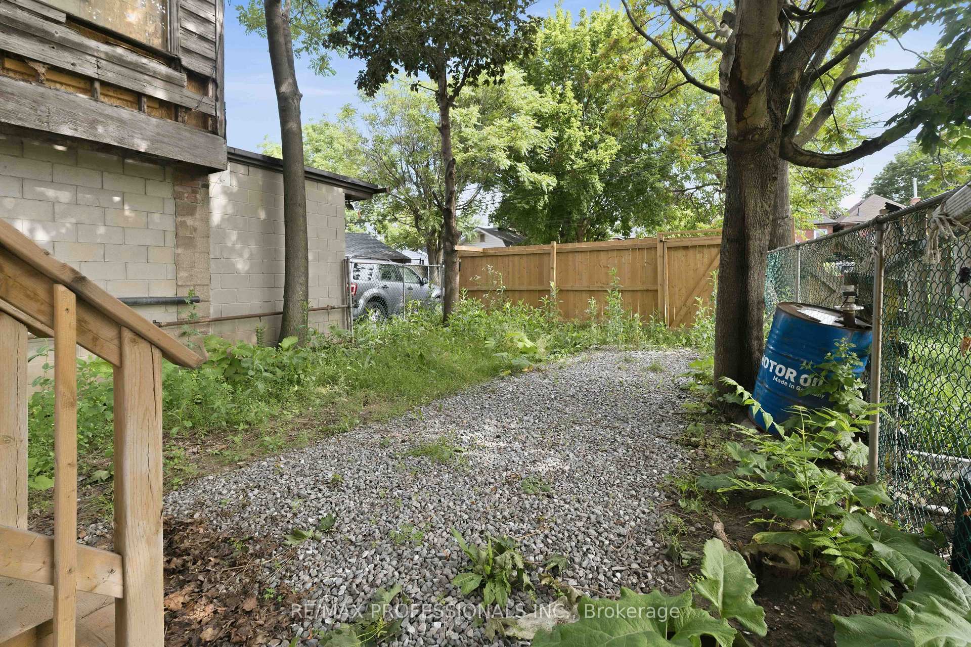 Photo 26 of Unit # Upper, 759 Barton Street E, Hamilton, Stipley — HOMEH