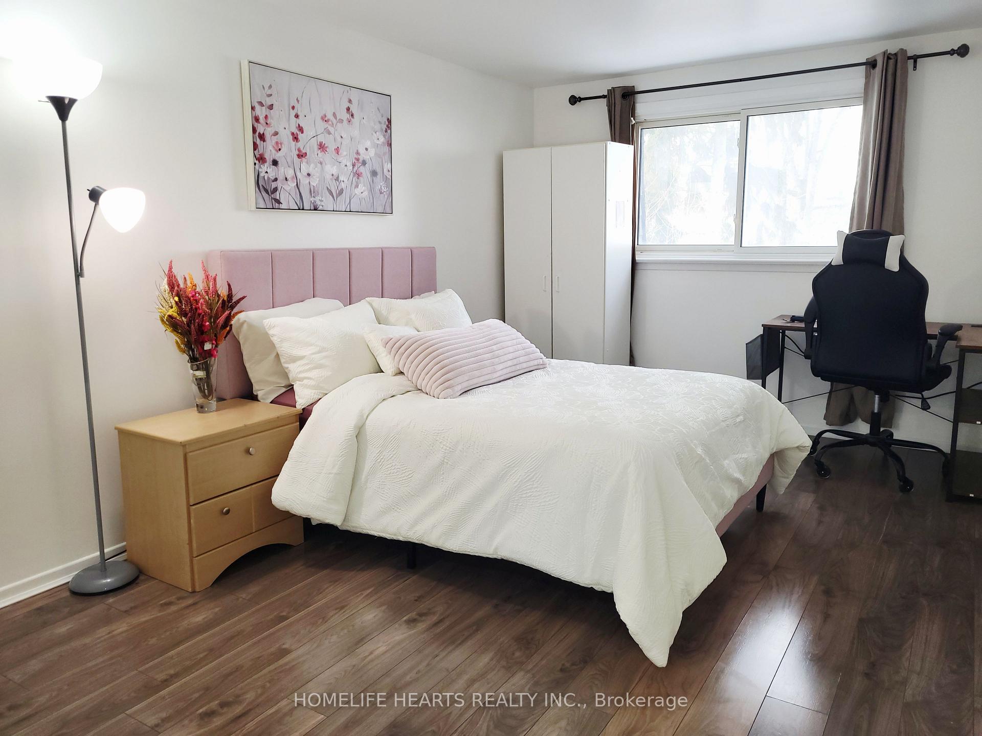 Photo 32 of 6 Woodglen Way, Markham, Unionville — HOMEH
