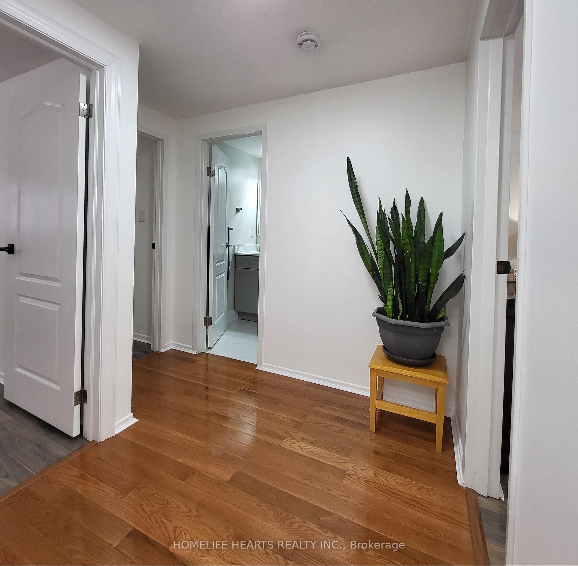 Photo 33 of 6 Woodglen Way, Markham, Unionville — HOMEH