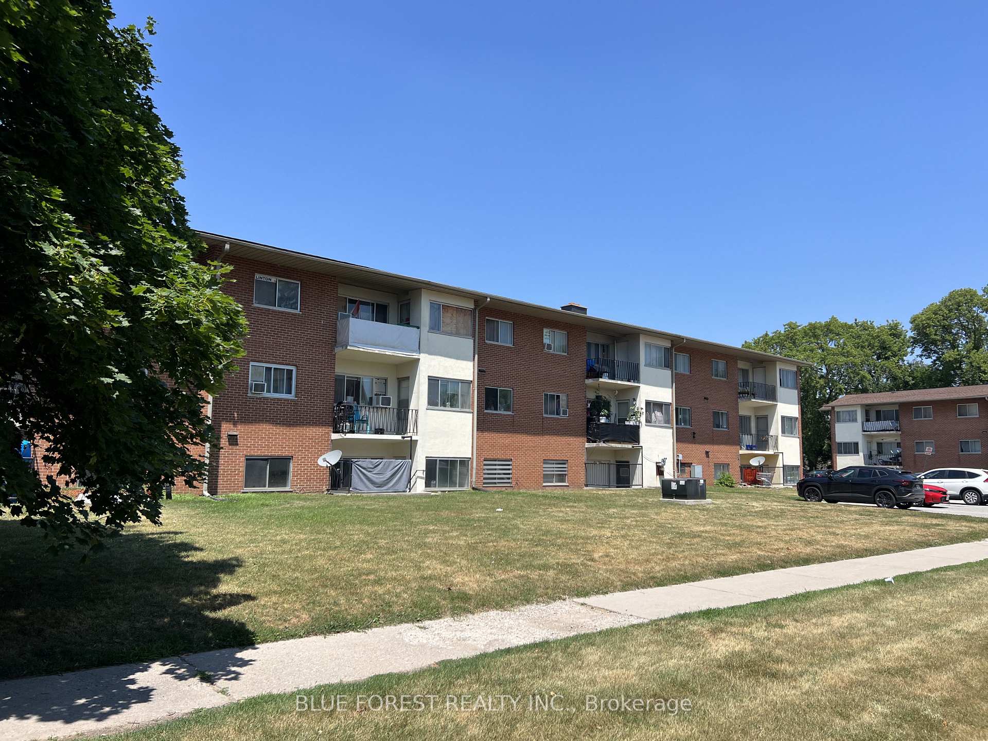 Photo 2 of Unit 204, 1170 Hamilton Road, London, East O — HOMEH