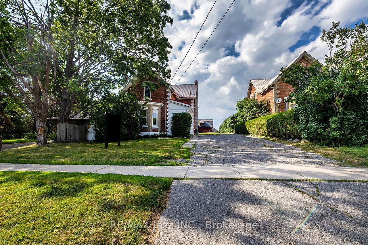 Photo 2 of 132 King Street, Kawartha Lakes, Woodville — HOMEH