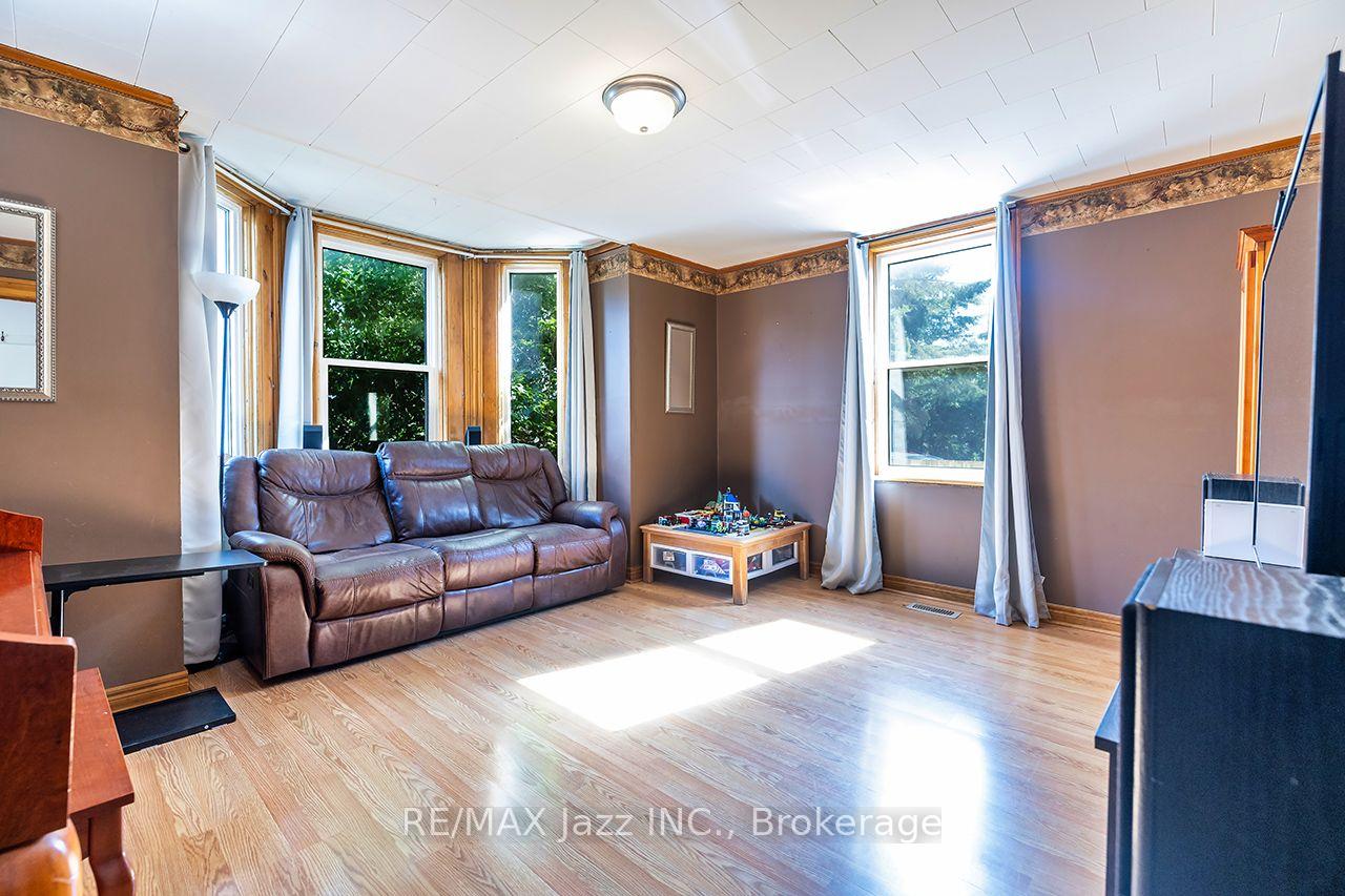 Photo 7 of 132 King Street, Kawartha Lakes, Woodville — HOMEH