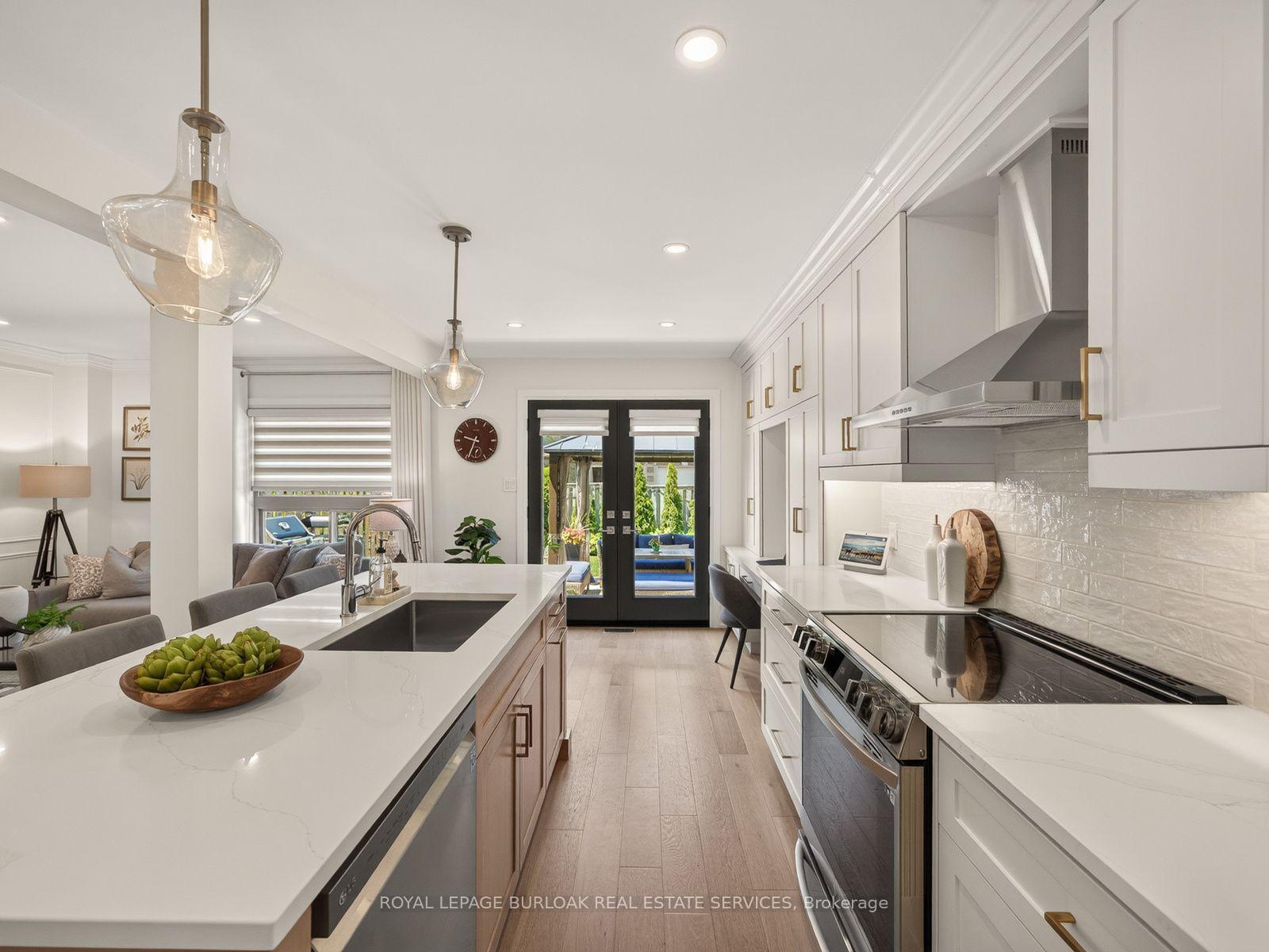 Photo 14 of 1253 Stephenson Drive, Burlington, Brant — HOMEH