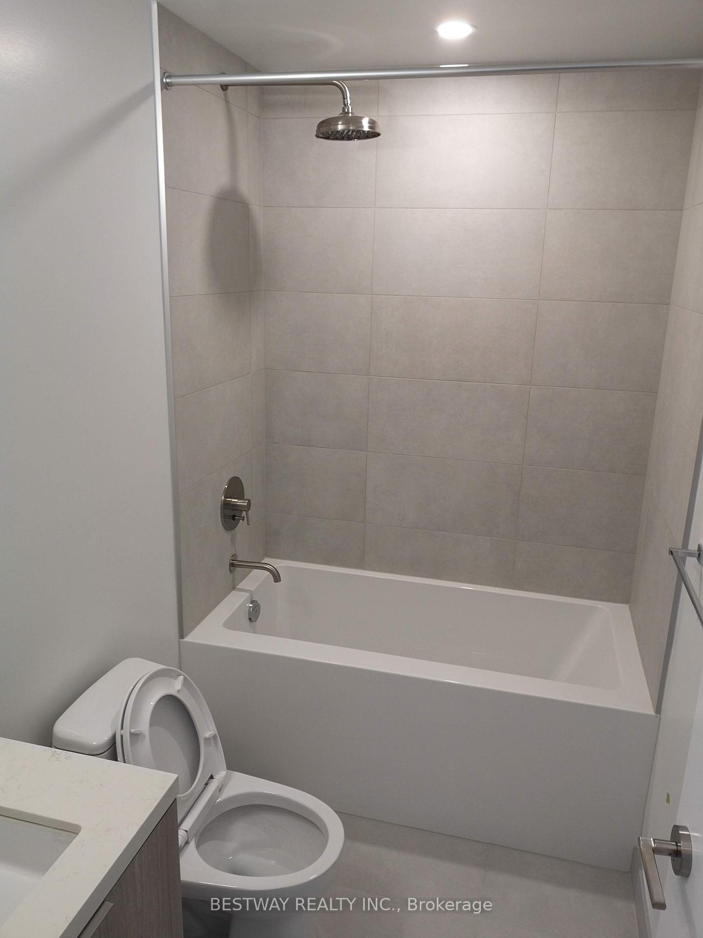 Photo 11 of Unit 1611, 2020 Bathurst Street, Toronto, Humewood-Cedarvale — HOMEH