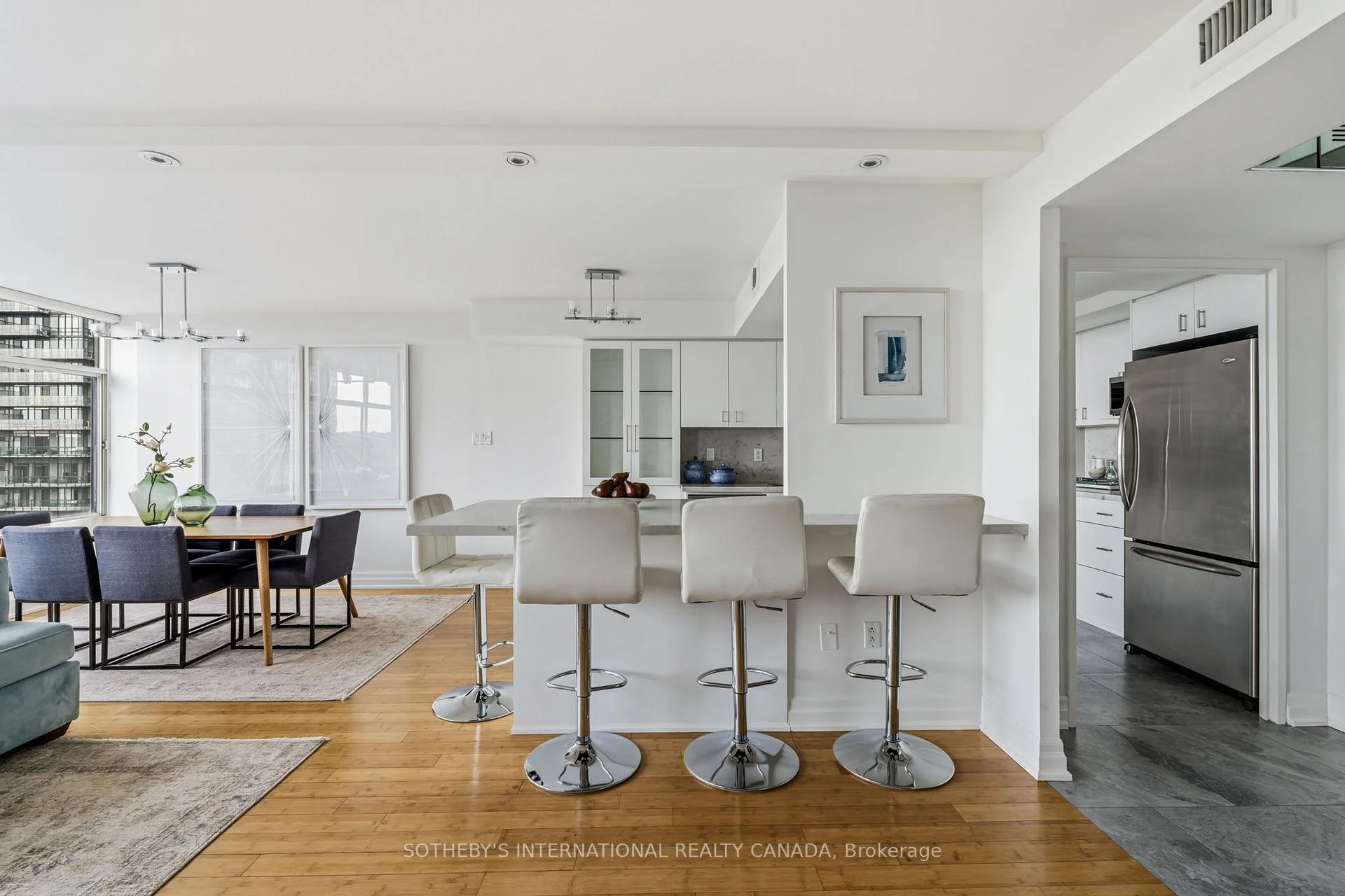 Photo 10 of Unit 1002, 900 Yonge Street, Toronto, The Annex — HOMEH