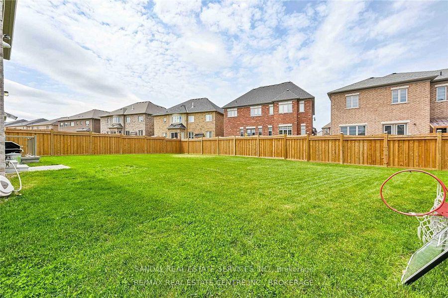 Photo 31 of 4 Cloncurry Street, Brampton, Toronto Gore Rural Estate — HOMEH