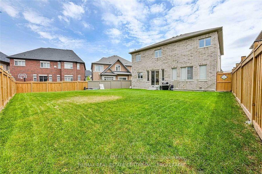 Photo 32 of 4 Cloncurry Street, Brampton, Toronto Gore Rural Estate — HOMEH