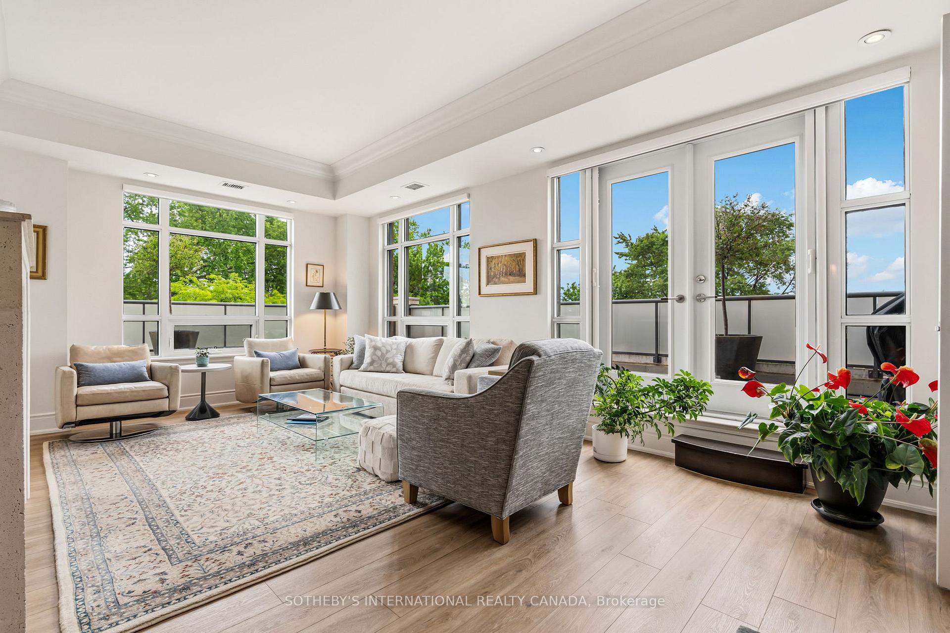 Photo 1 of Unit 418, 1717 Avenue Road, Toronto, Bedford Park-Nortown — HOMEH