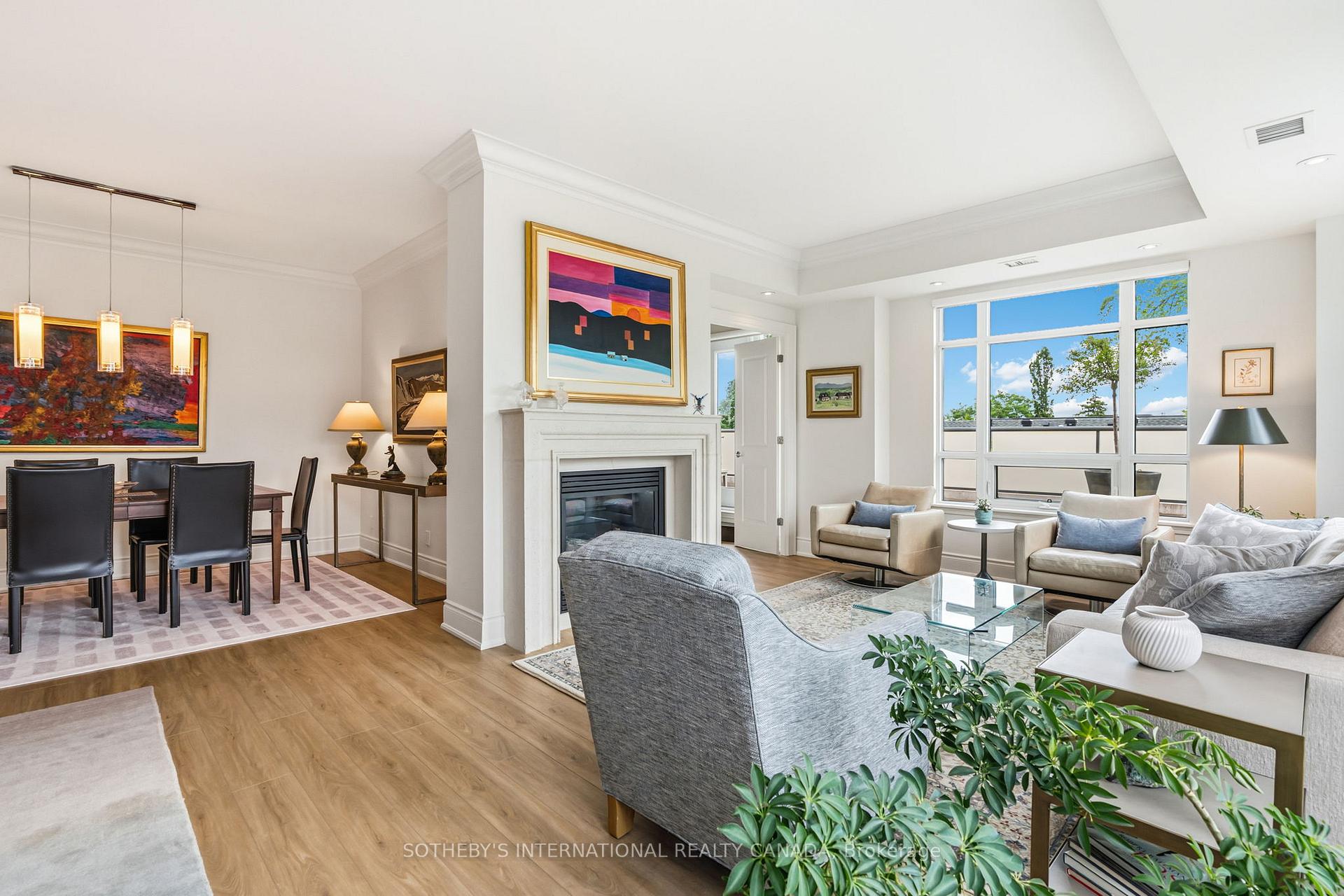 Photo 5 of Unit 418, 1717 Avenue Road, Toronto, Bedford Park-Nortown — HOMEH