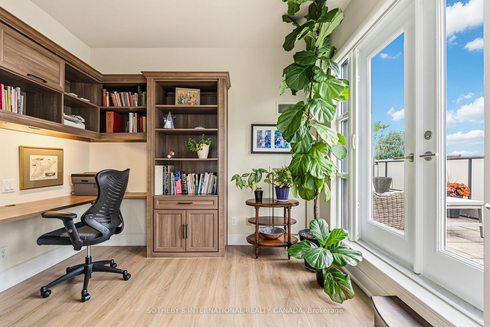 Photo 9 of Unit 418, 1717 Avenue Road, Toronto, Bedford Park-Nortown — HOMEH