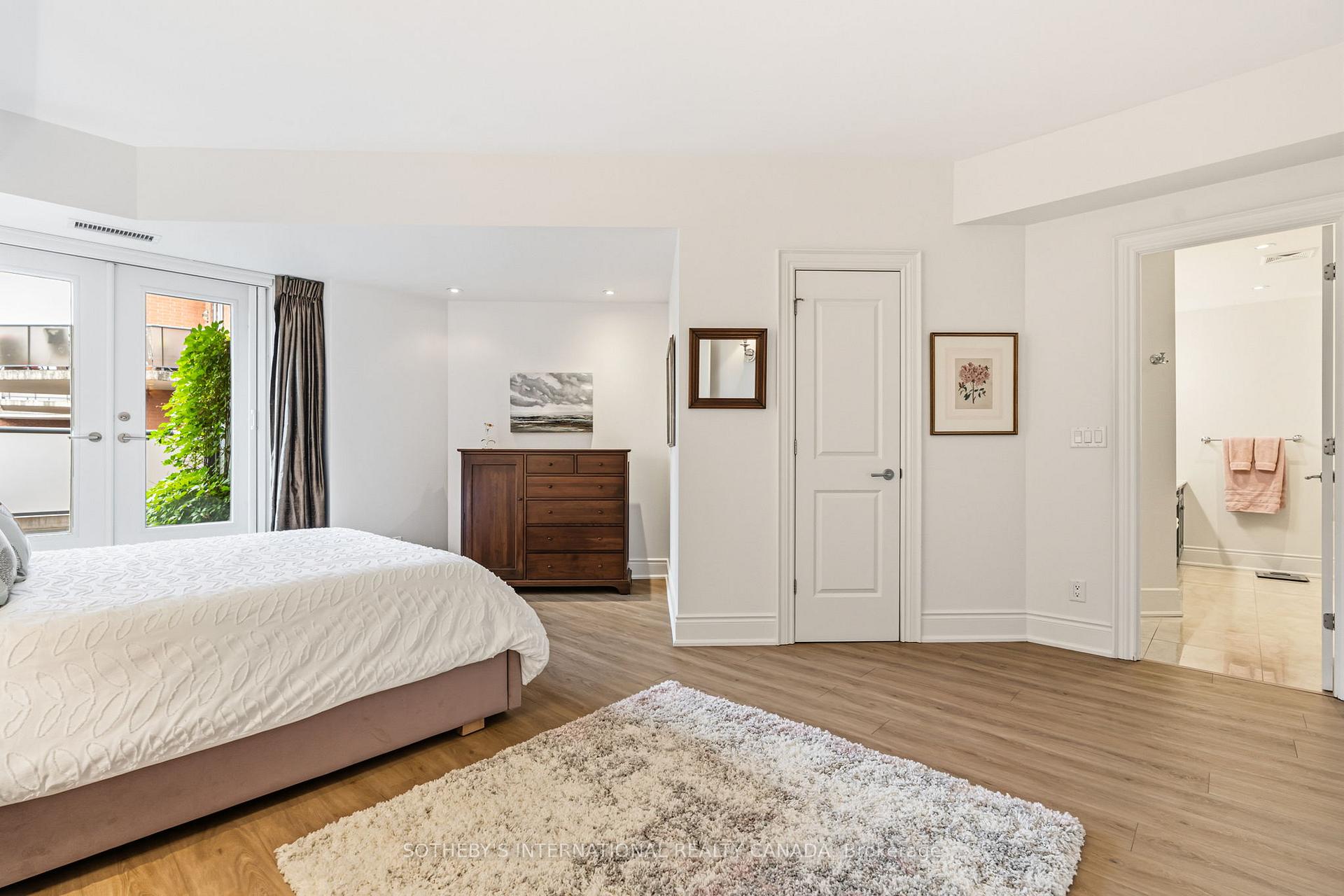 Photo 12 of Unit 418, 1717 Avenue Road, Toronto, Bedford Park-Nortown — HOMEH