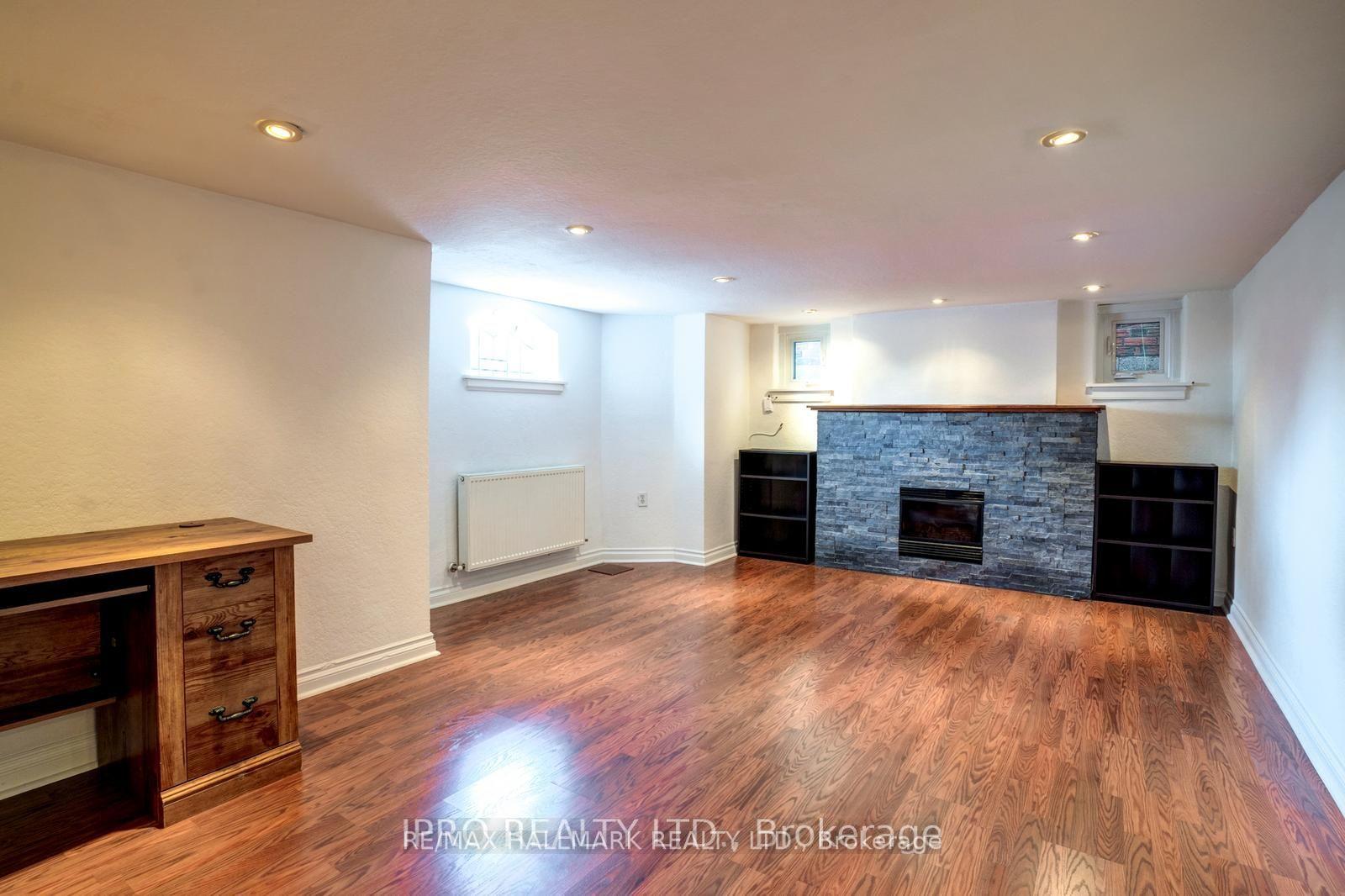 Photo 20 of 62 Lankin Boulevard, Toronto, East York — HOMEH