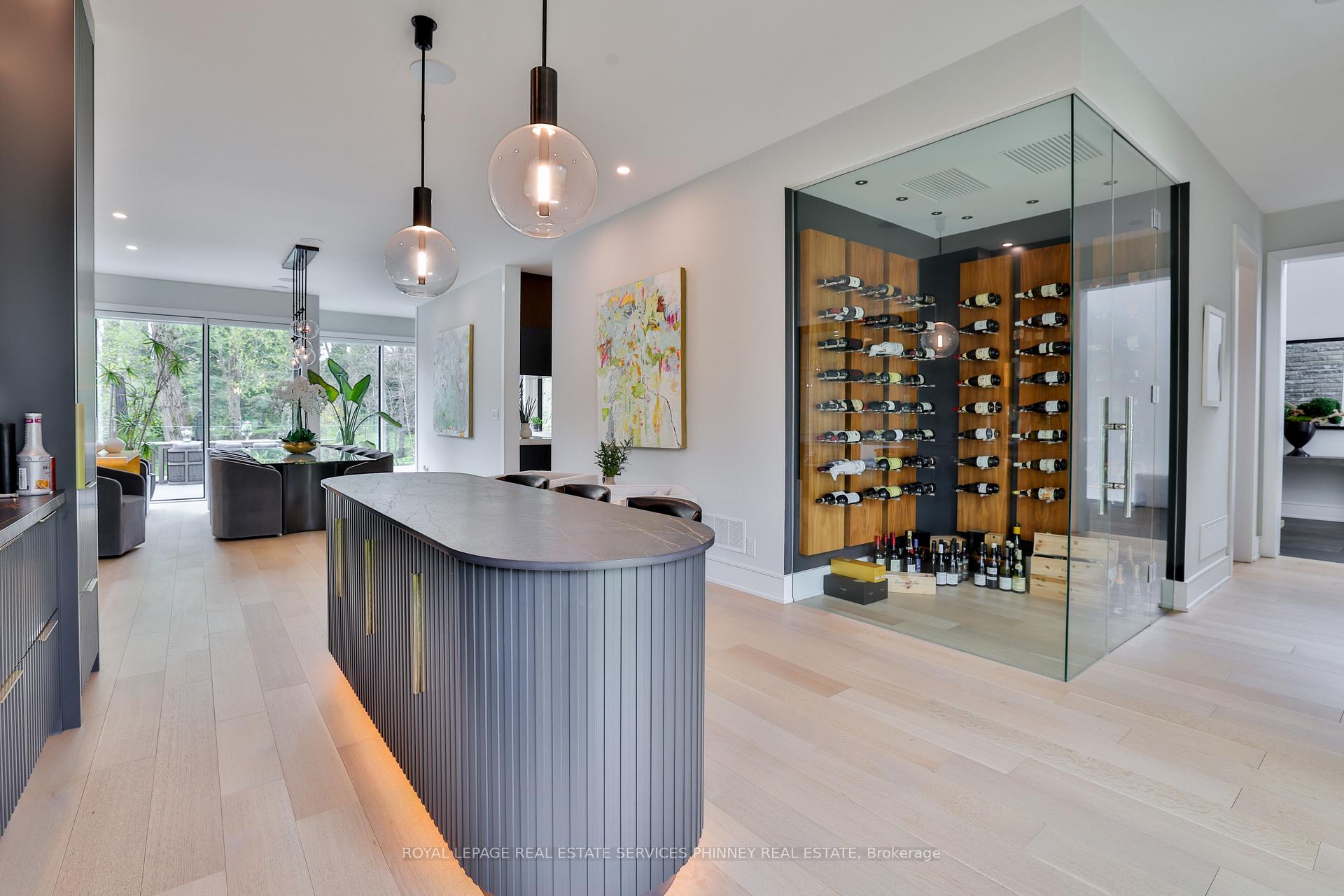Photo 19 of 1102 Crestview Street, Oakville, Morrison — HOMEH