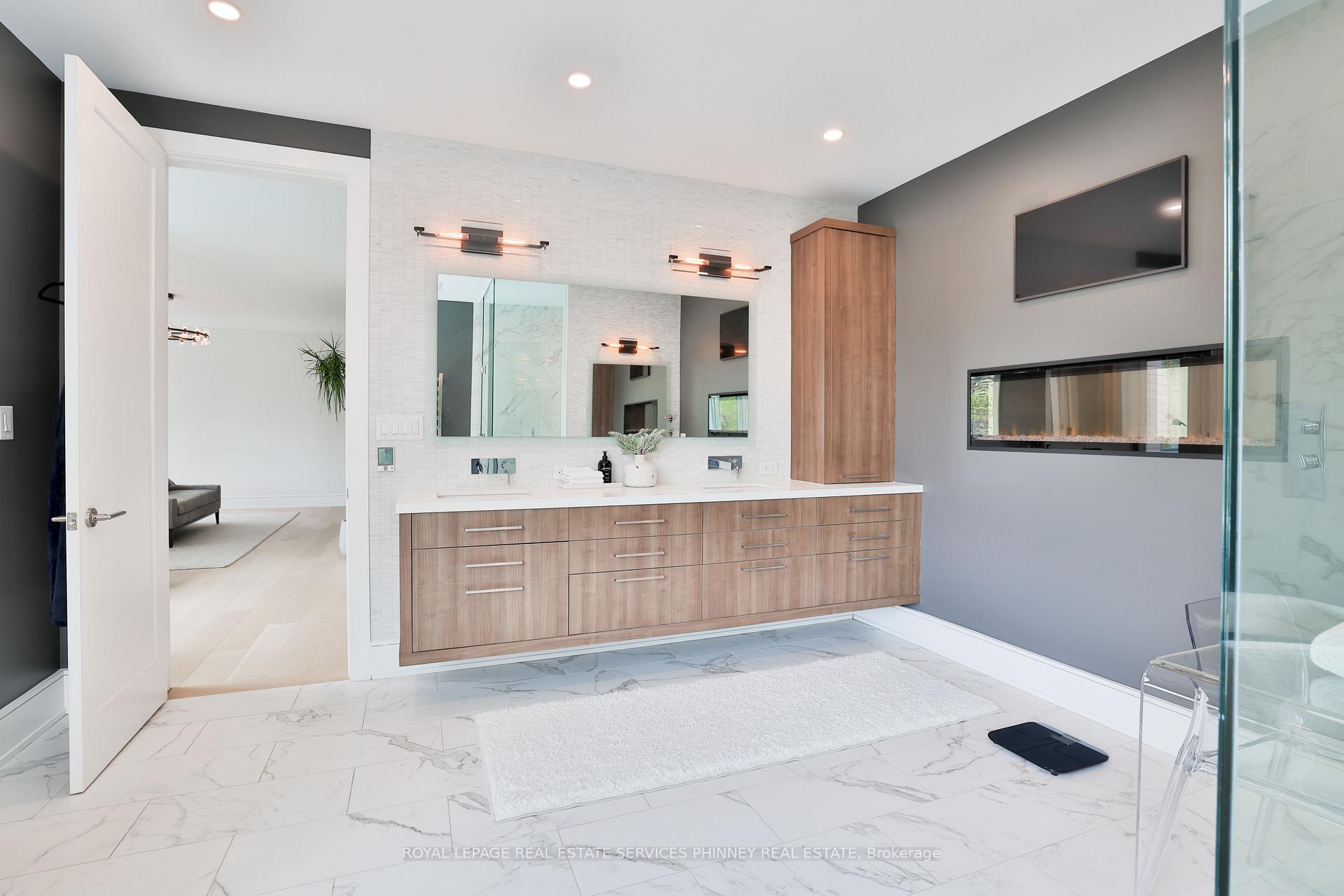 Photo 27 of 1102 Crestview Street, Oakville, Morrison — HOMEH