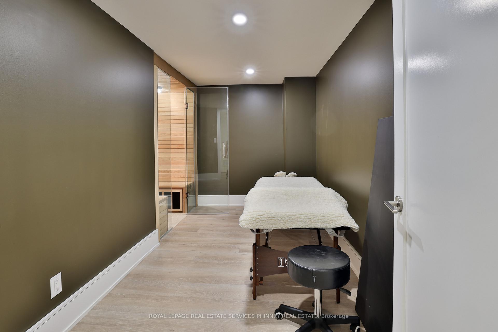 Photo 40 of 1102 Crestview Street, Oakville, Morrison — HOMEH