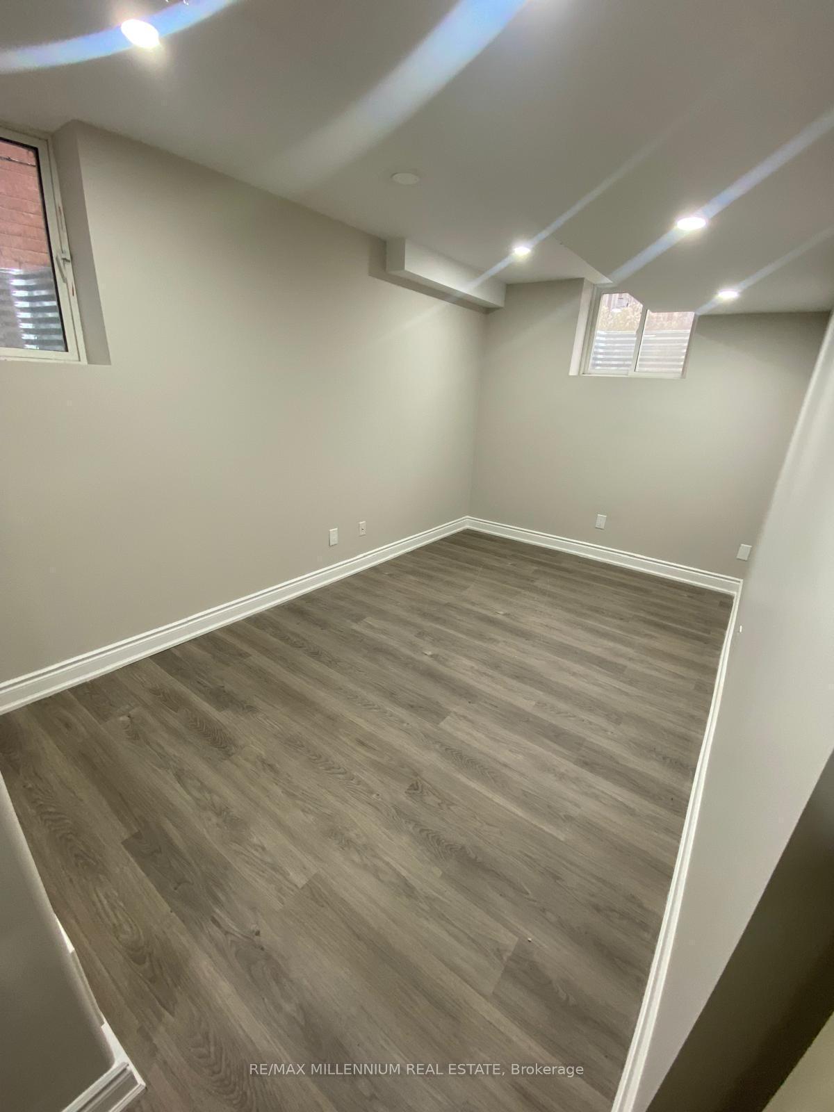 Photo 3 of Unit Basement, 33 Nomad Crescent, Brampton, Bram West — HOMEH