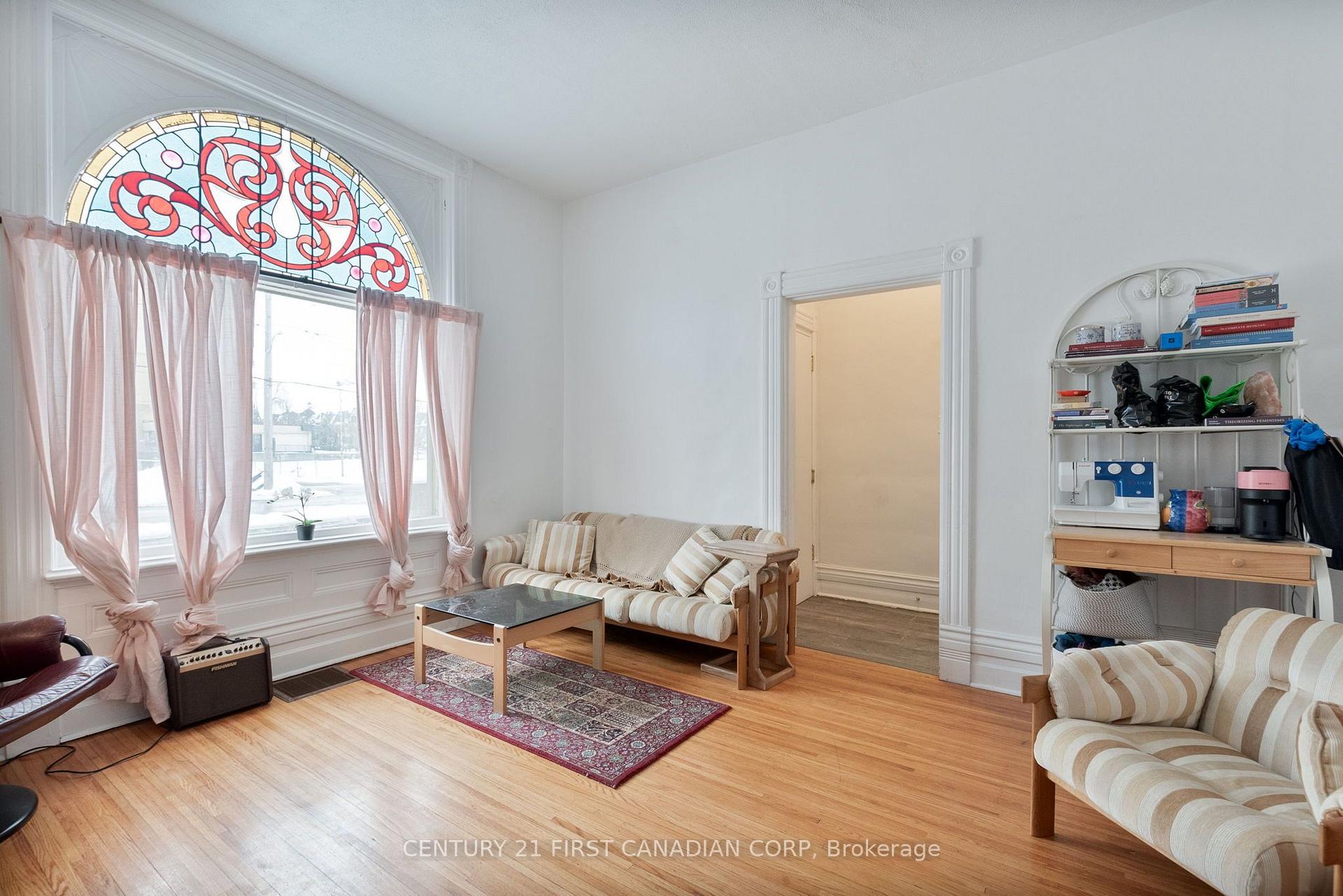 Photo 6 of 578 Waterloo Street, London, East F — HOMEH