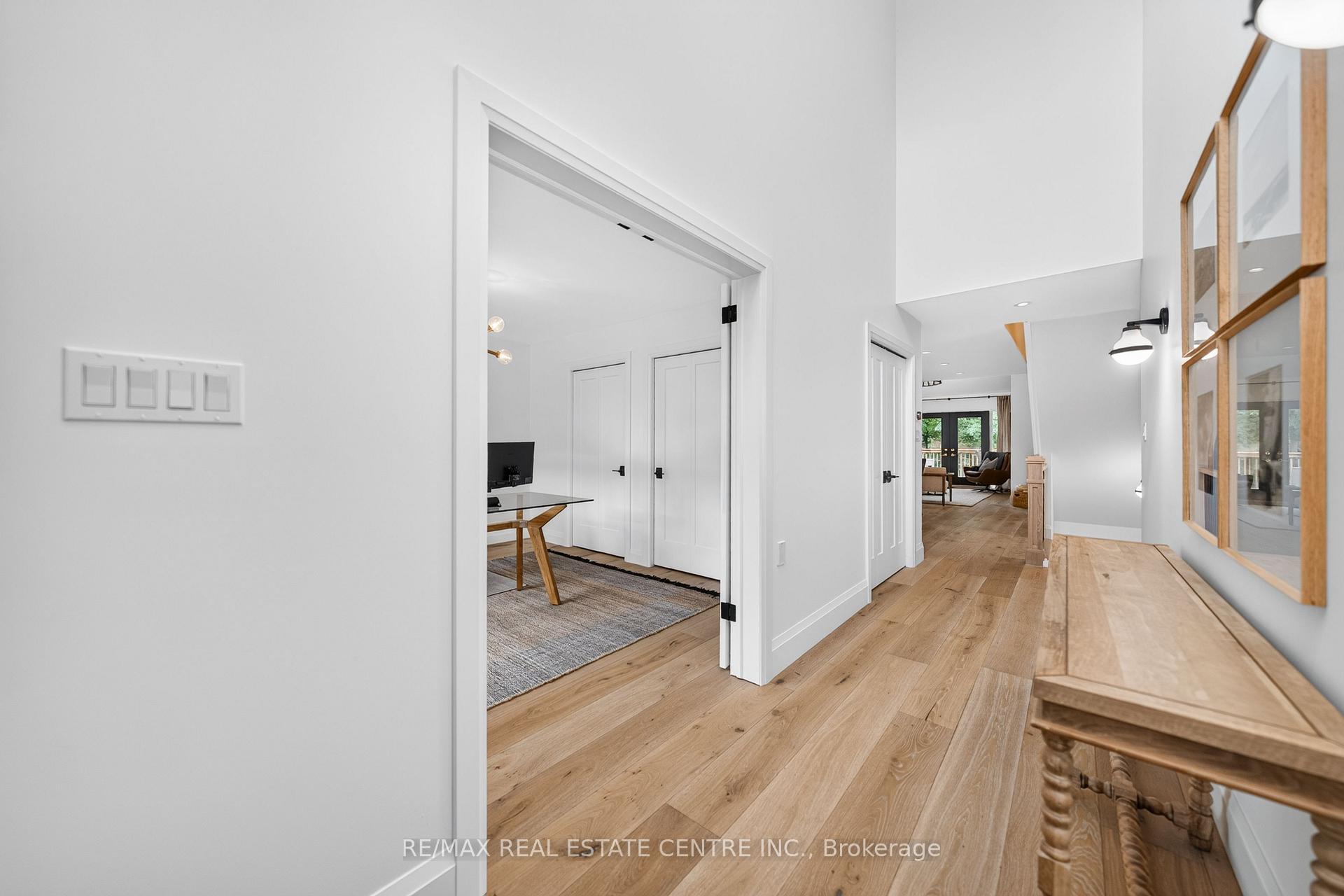 Photo 5 of Unit 3C, 350 Doon Valley Drive, Kitchener, Pioneer Tower West — HOMEH