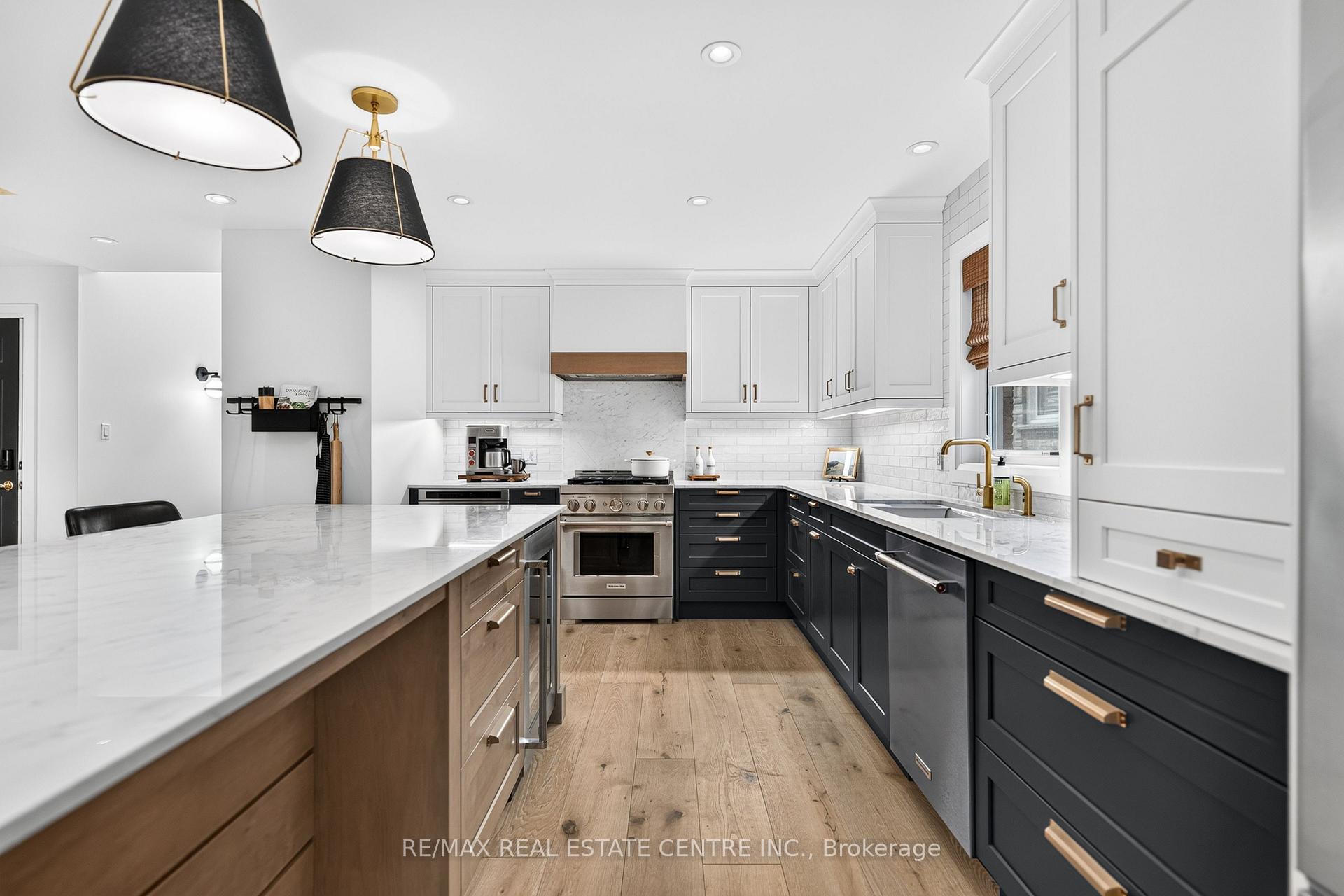 Photo 11 of Unit 3C, 350 Doon Valley Drive, Kitchener, Pioneer Tower West — HOMEH