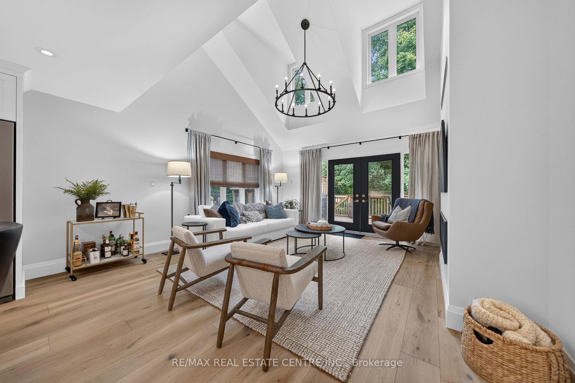 Photo 16 of Unit 3C, 350 Doon Valley Drive, Kitchener, Pioneer Tower West — HOMEH