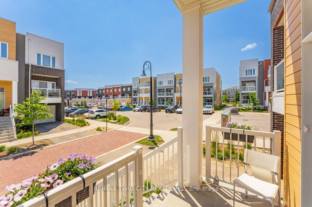 Photo 8 of 3 Visionary Avenue, Kitchener, Trussler — HOMEH