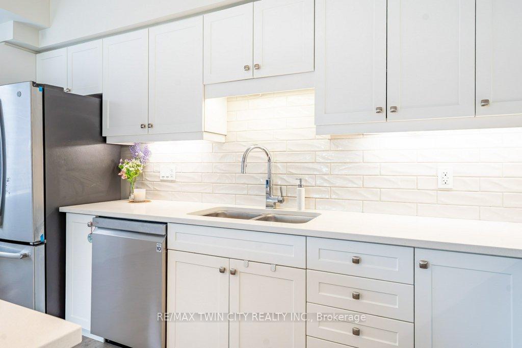 Photo 23 of 3 Visionary Avenue, Kitchener, Trussler — HOMEH