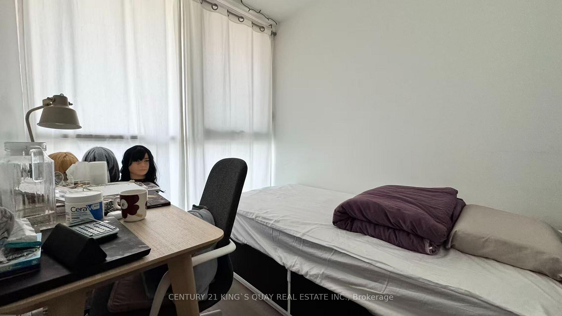 Photo 11 of Unit 1801, 7 Grenville Street, Toronto, Bay Street Corridor — HOMEH