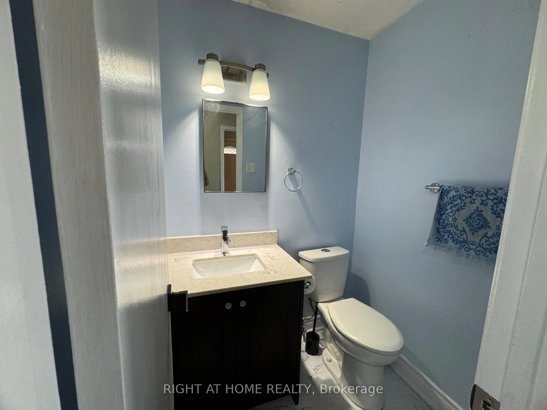 Photo 5 of 1358 Tremblay Street, Oshawa, Lakeview — HOMEH