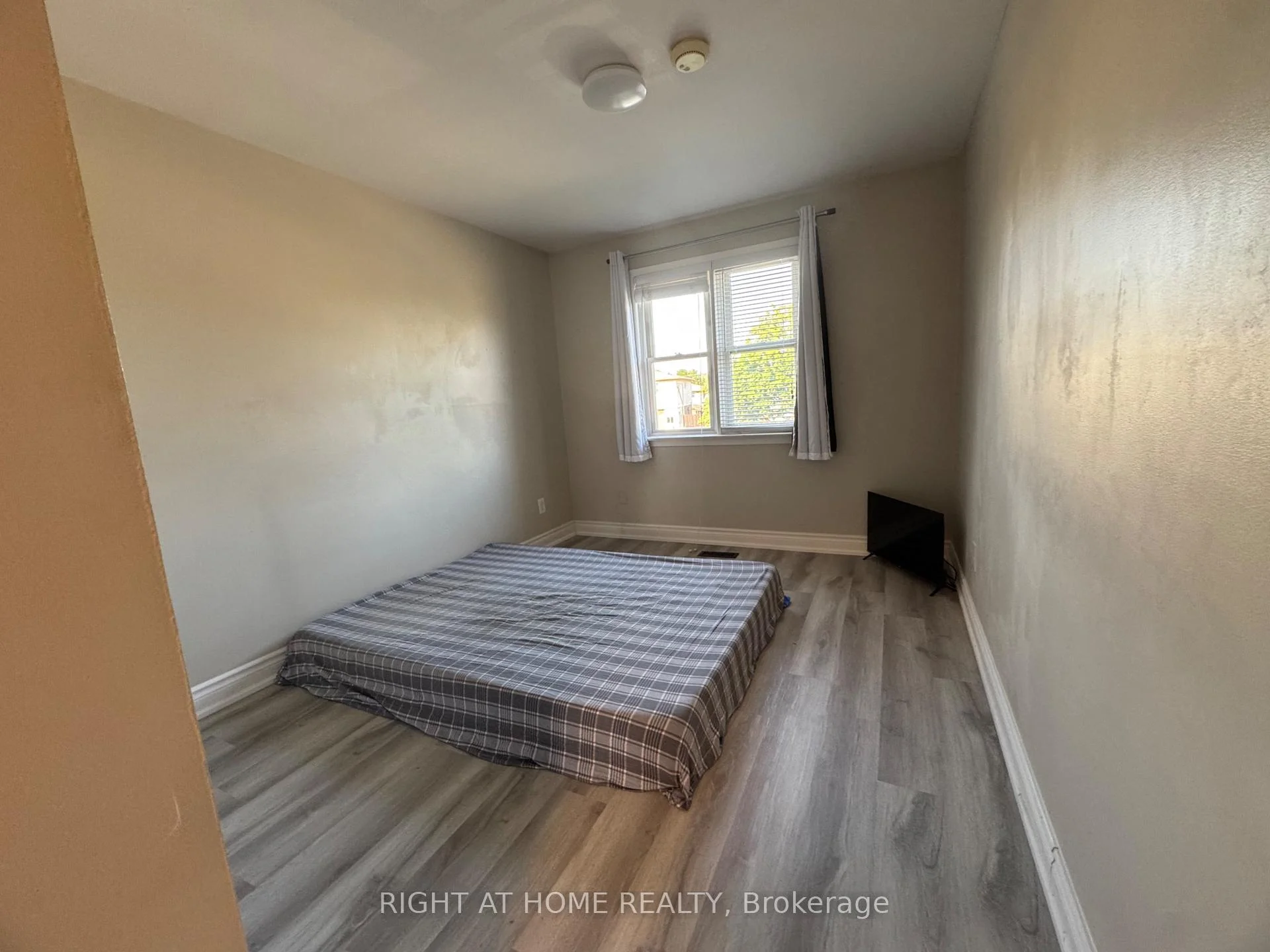 Photo 38 of 1358 Tremblay Street, Oshawa, Lakeview — HOMEH