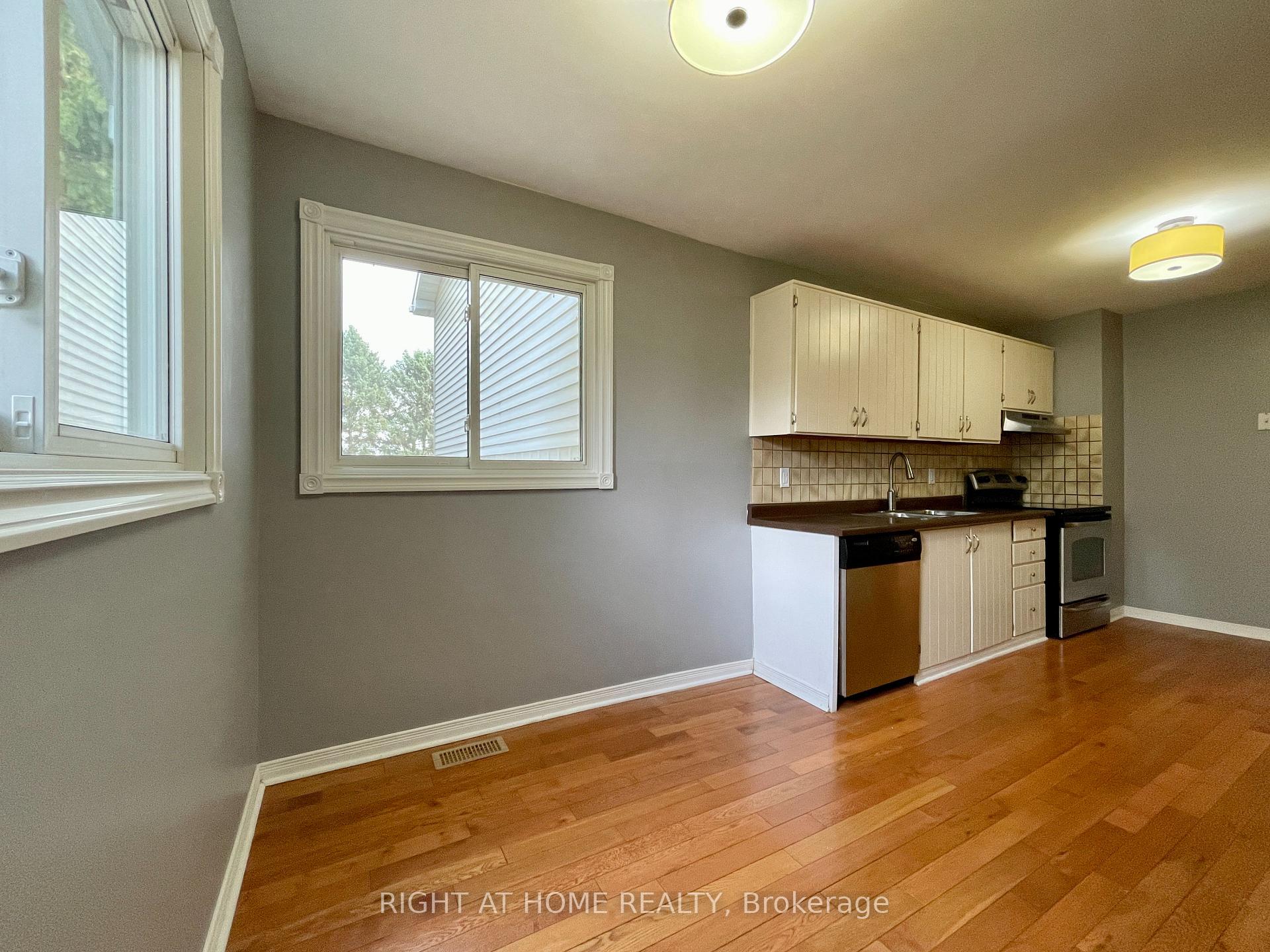 Photo 11 of Unit Upper, 183 Autumn Hill Crescent, Kitchener, Forest Heights — HOMEH