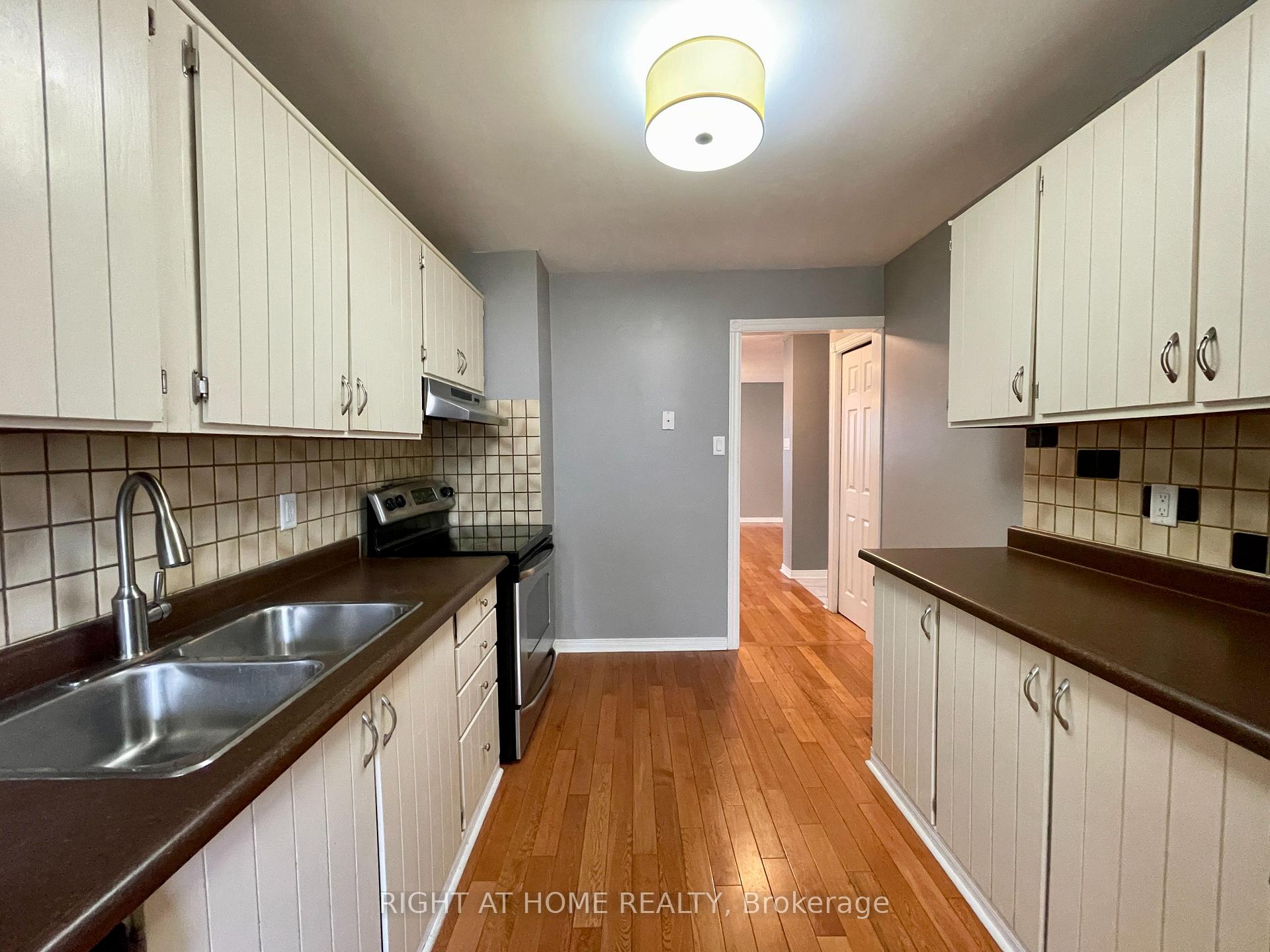 Photo 13 of Unit Upper, 183 Autumn Hill Crescent, Kitchener, Forest Heights — HOMEH
