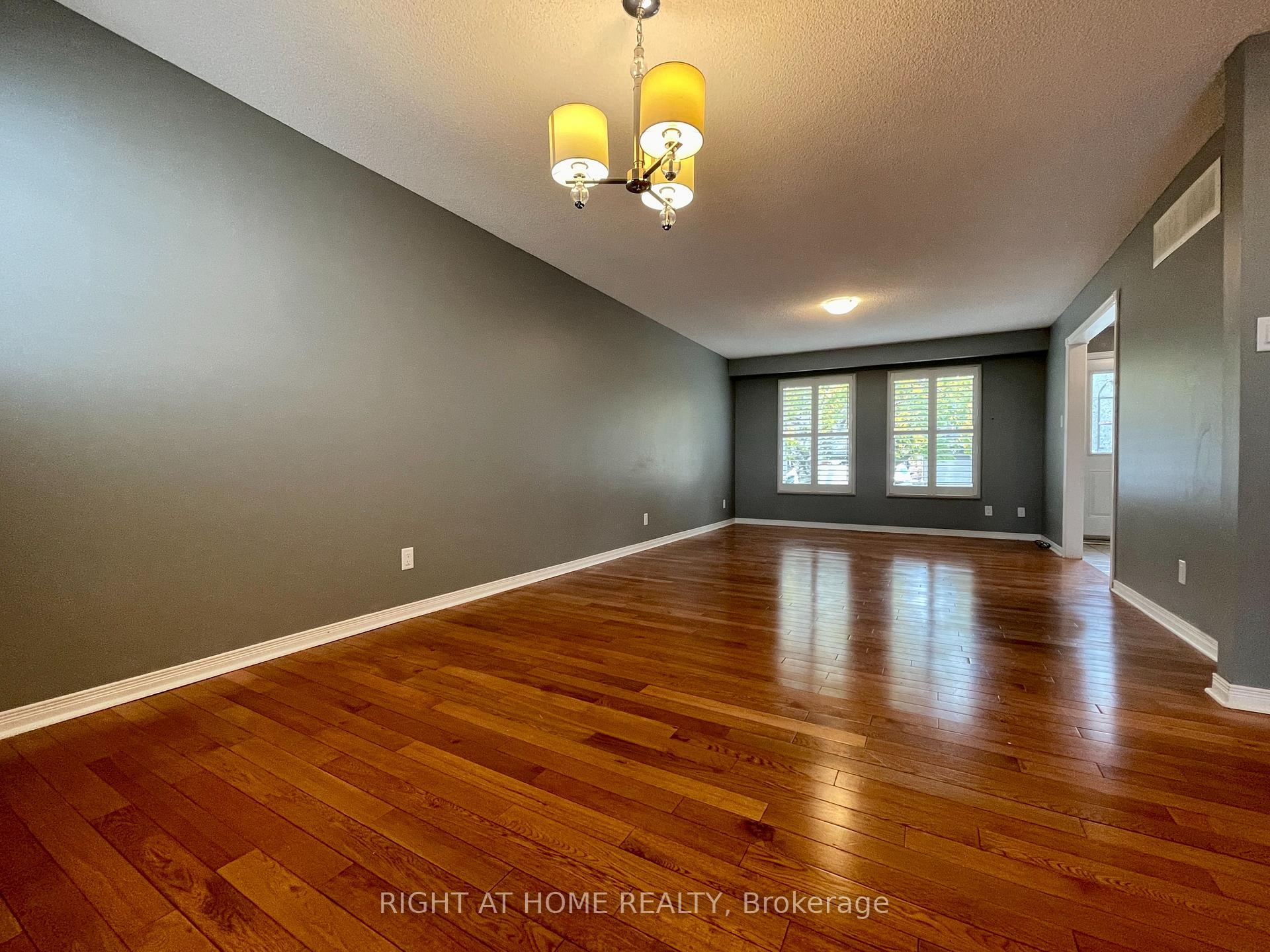 Photo 14 of Unit Upper, 183 Autumn Hill Crescent, Kitchener, Forest Heights — HOMEH