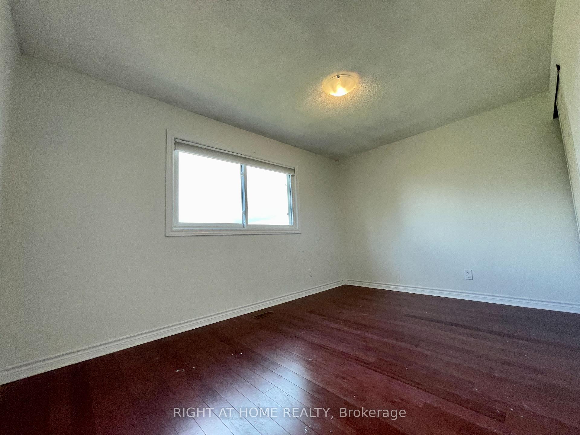 Photo 21 of Unit Upper, 183 Autumn Hill Crescent, Kitchener, Forest Heights — HOMEH