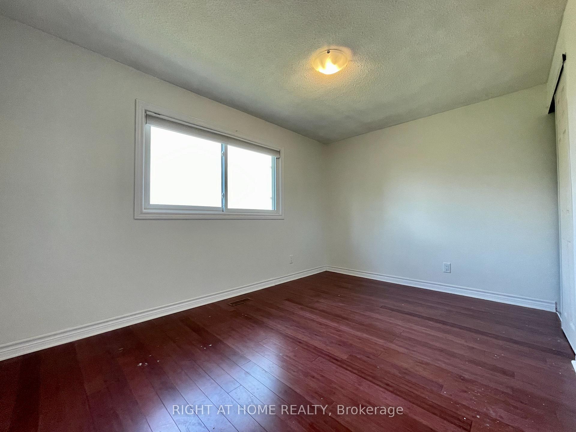 Photo 22 of Unit Upper, 183 Autumn Hill Crescent, Kitchener, Forest Heights — HOMEH