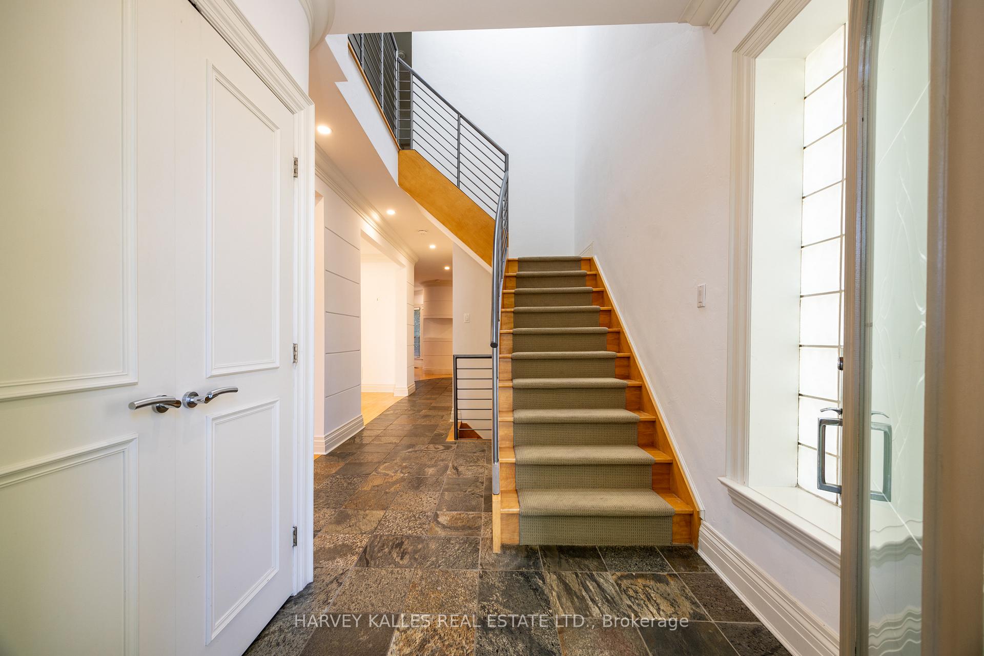 Photo 2 of 495 Deloraine Avenue, Toronto, Bedford Park-Nortown — HOMEH