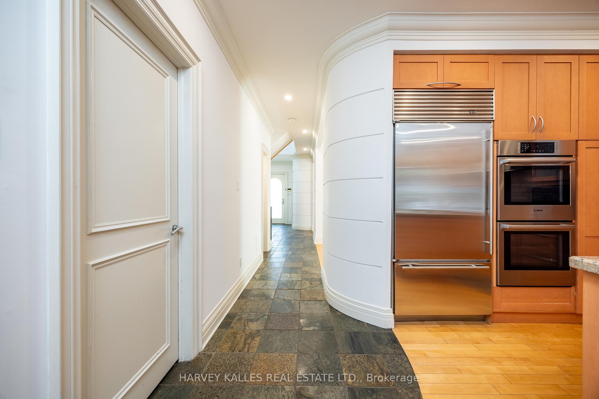 Photo 11 of 495 Deloraine Avenue, Toronto, Bedford Park-Nortown — HOMEH