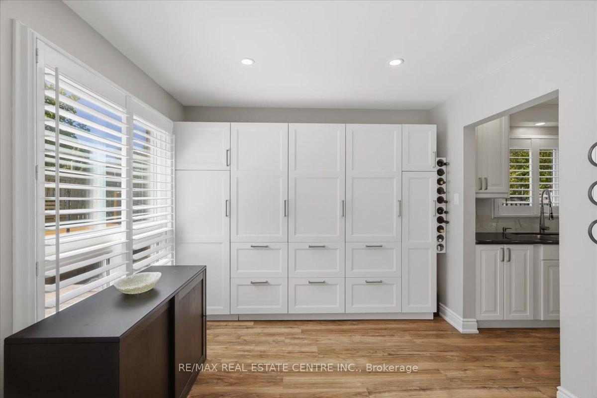 Photo 14 of 315 Woodlawn Crescent, Milton, Bronte Meadows — HOMEH
