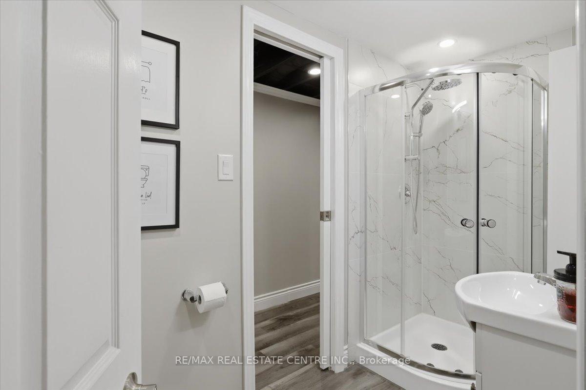 Photo 40 of 315 Woodlawn Crescent, Milton, Bronte Meadows — HOMEH