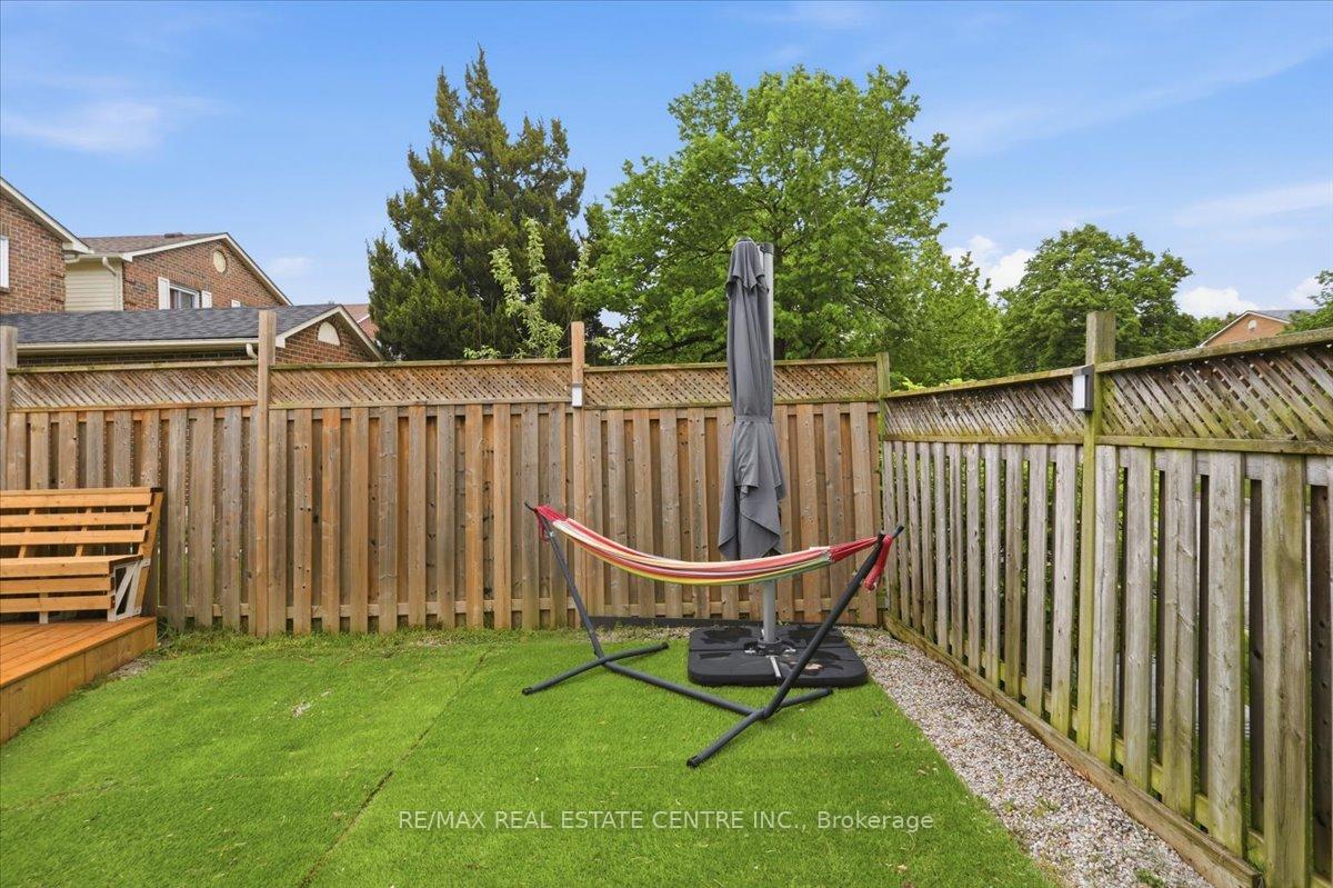 Photo 45 of 315 Woodlawn Crescent, Milton, Bronte Meadows — HOMEH