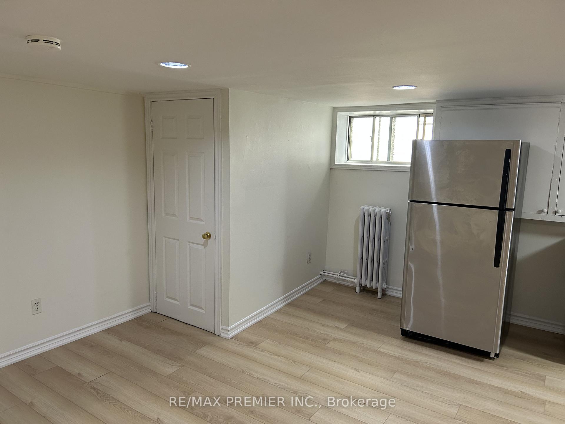 Photo 4 of Unit G, 1342 Pape Avenue, Toronto, Broadview North — HOMEH