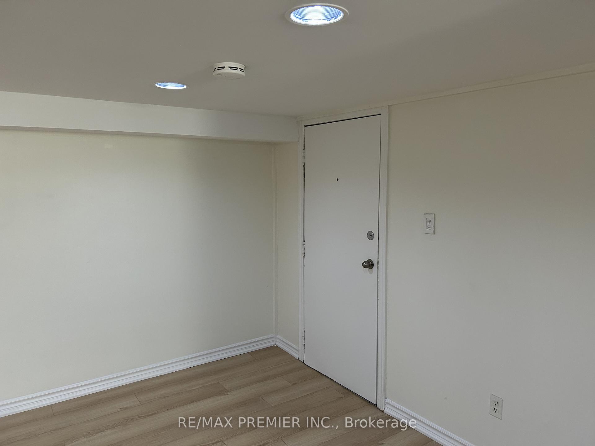 Photo 5 of Unit G, 1342 Pape Avenue, Toronto, Broadview North — HOMEH