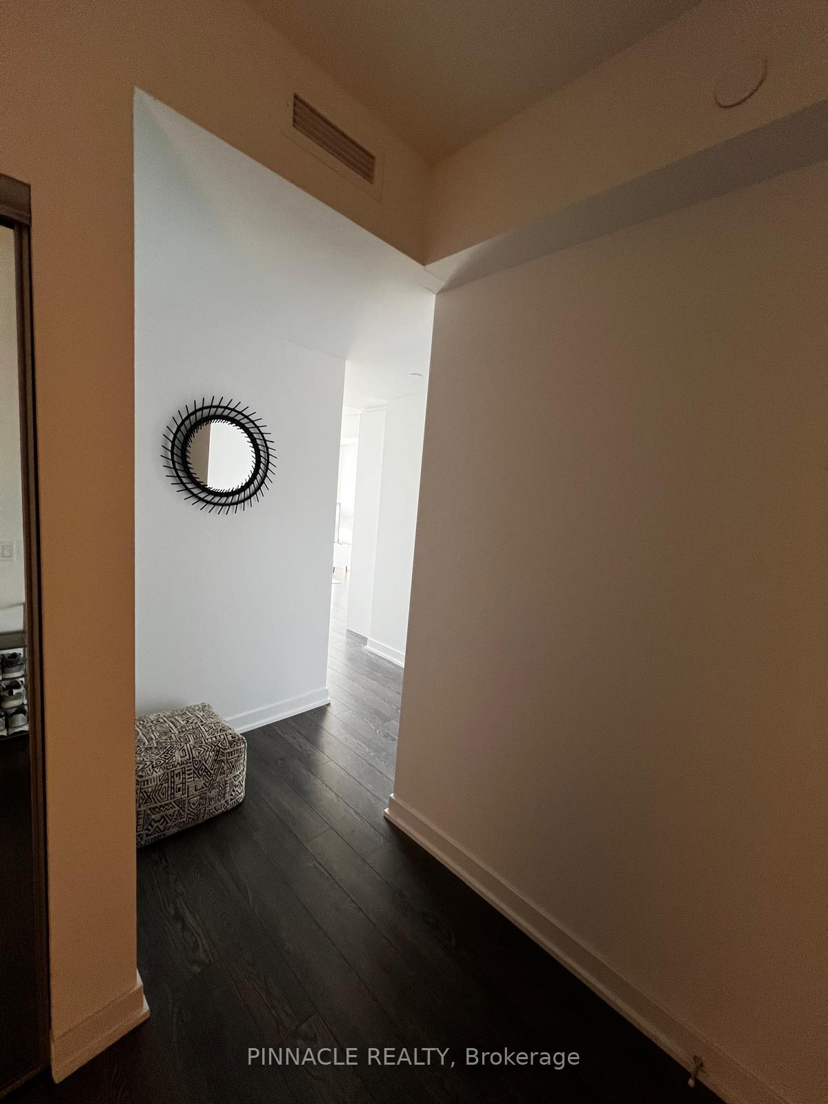 Photo 4 of Unit 08, 50 O'Neill Rd, North York, Banbury-Don Mills — HOMEH