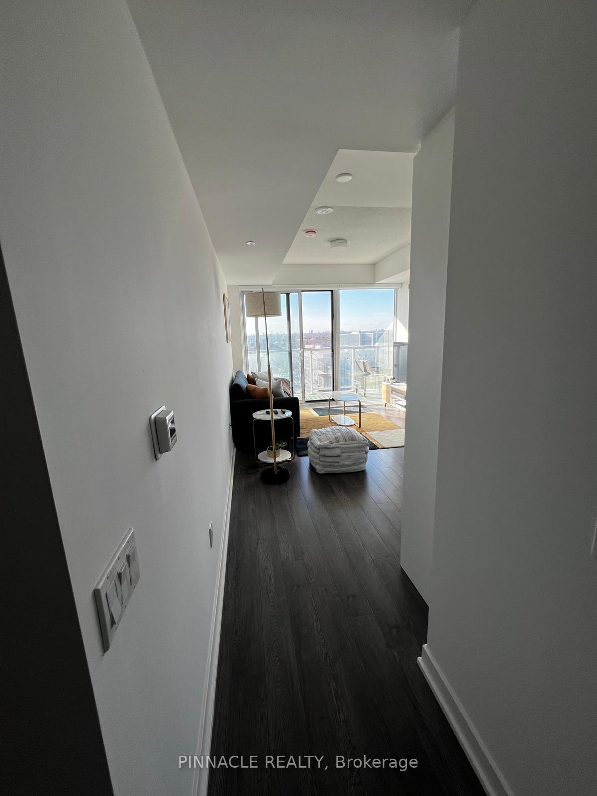 Photo 6 of Unit 08, 50 O'Neill Rd, North York, Banbury-Don Mills — HOMEH